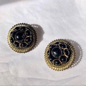 2/15$ | Black & Gold Clip on Earring